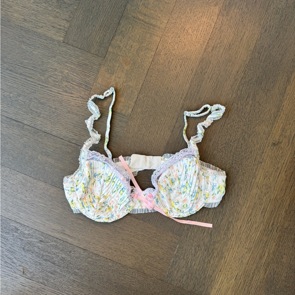 Floral Print Women's Bra with Pink Accents